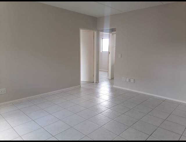 3 BEDROOM FLAT FOR SALE IN KENLEAF